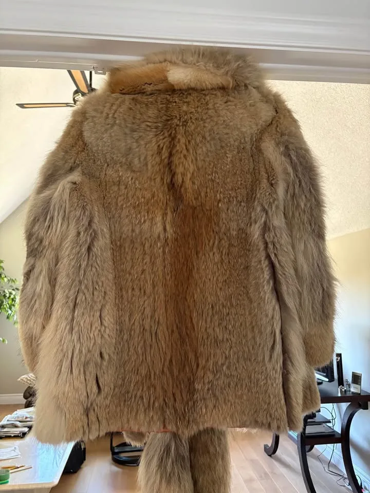 Vintage Wolf Jacket with Scarf image indicator(3)