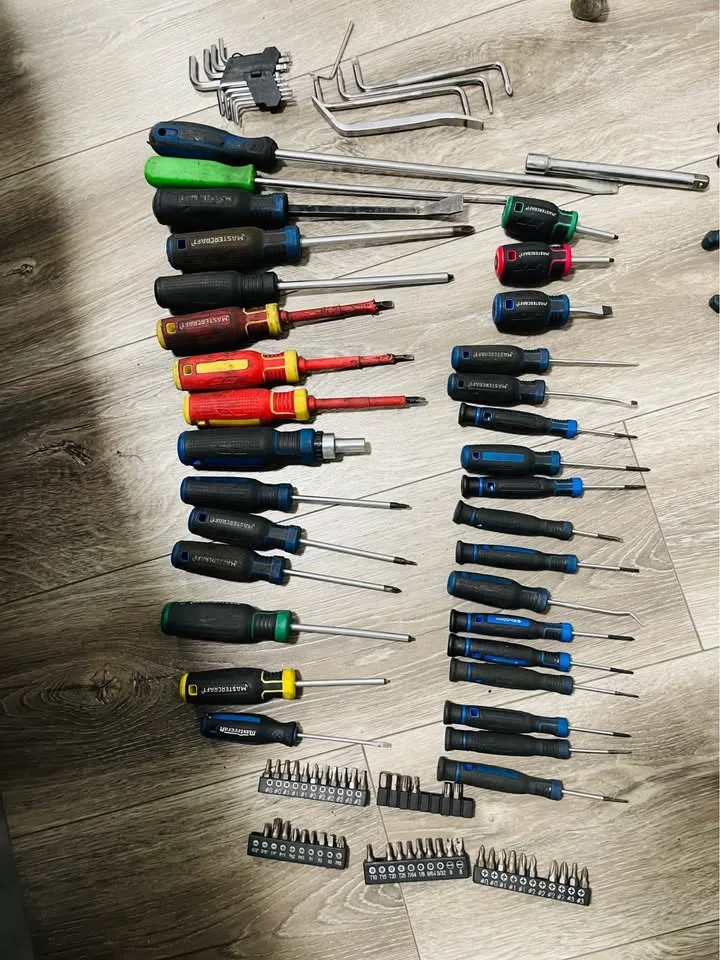 Mastercraft 100 pc Screwdriver Set image indicator(2)