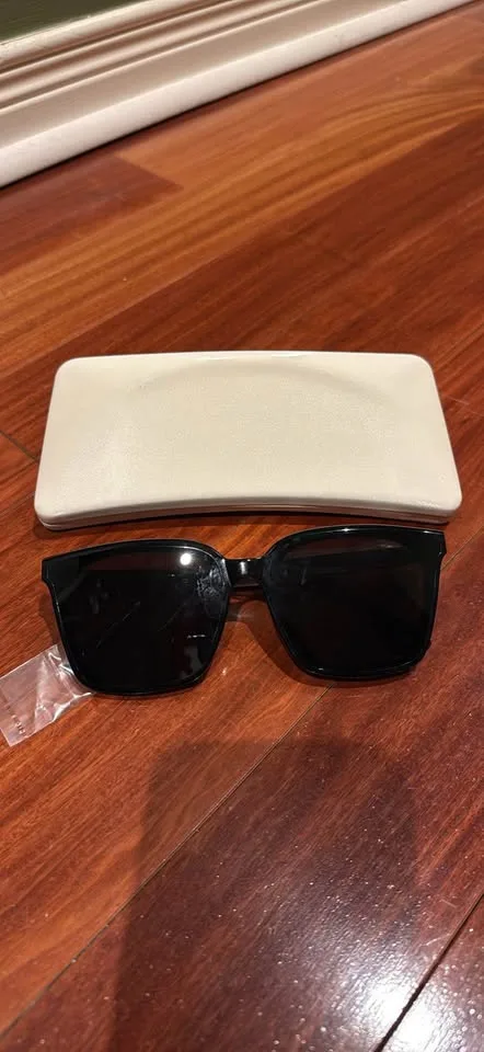 Tega 01 GM black sunglasses image indicator(2)