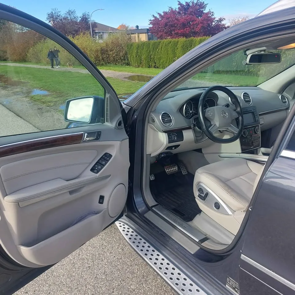 2011 Mercedes-Benz gl diesel 7 passengers image indicator(4)