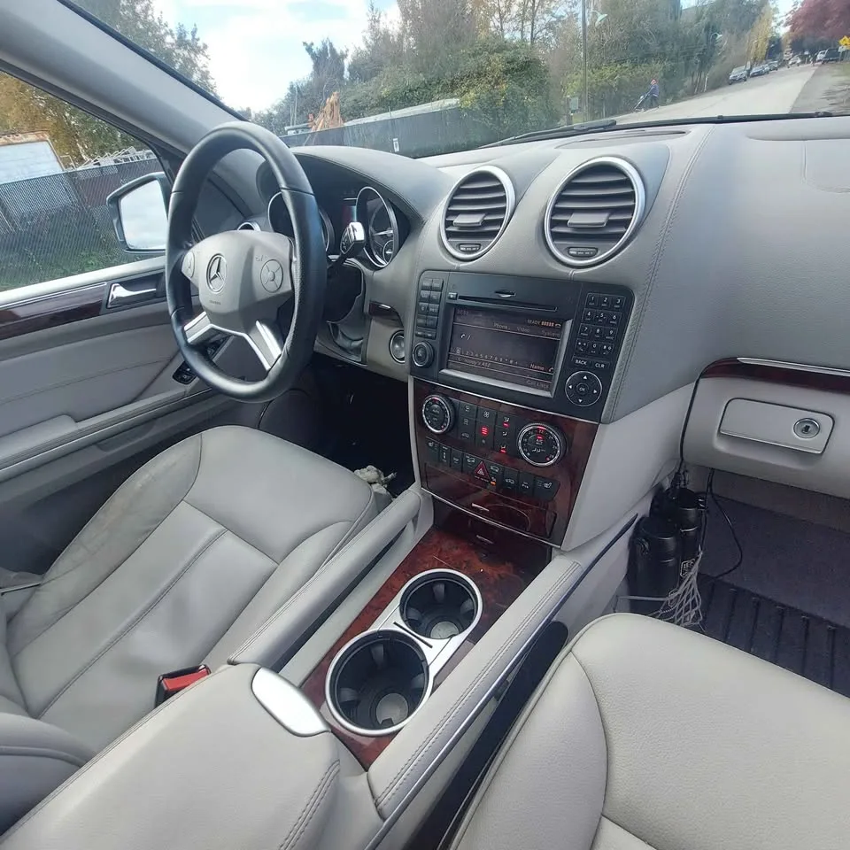 2011 Mercedes-Benz gl diesel 7 passengers image indicator(10)