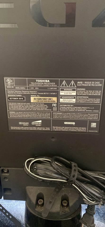 Toshiba LCD 40” TV - photo 3