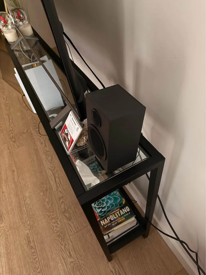 TV Stand image indicator(2)