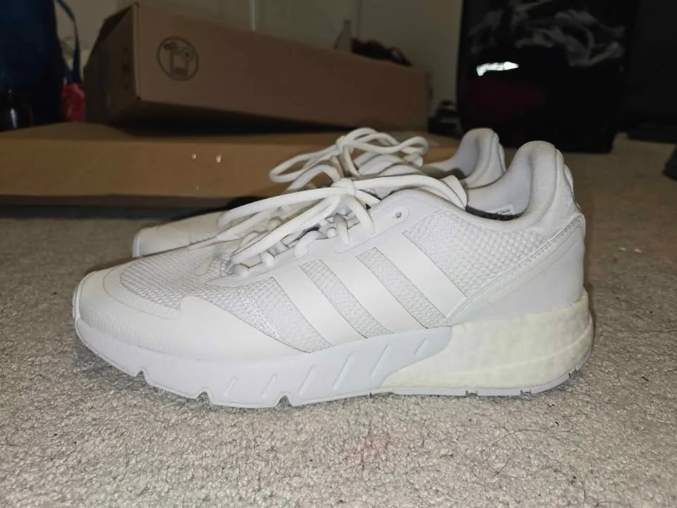 Brand New Shoes - Wrong Size ! image indicator(4)