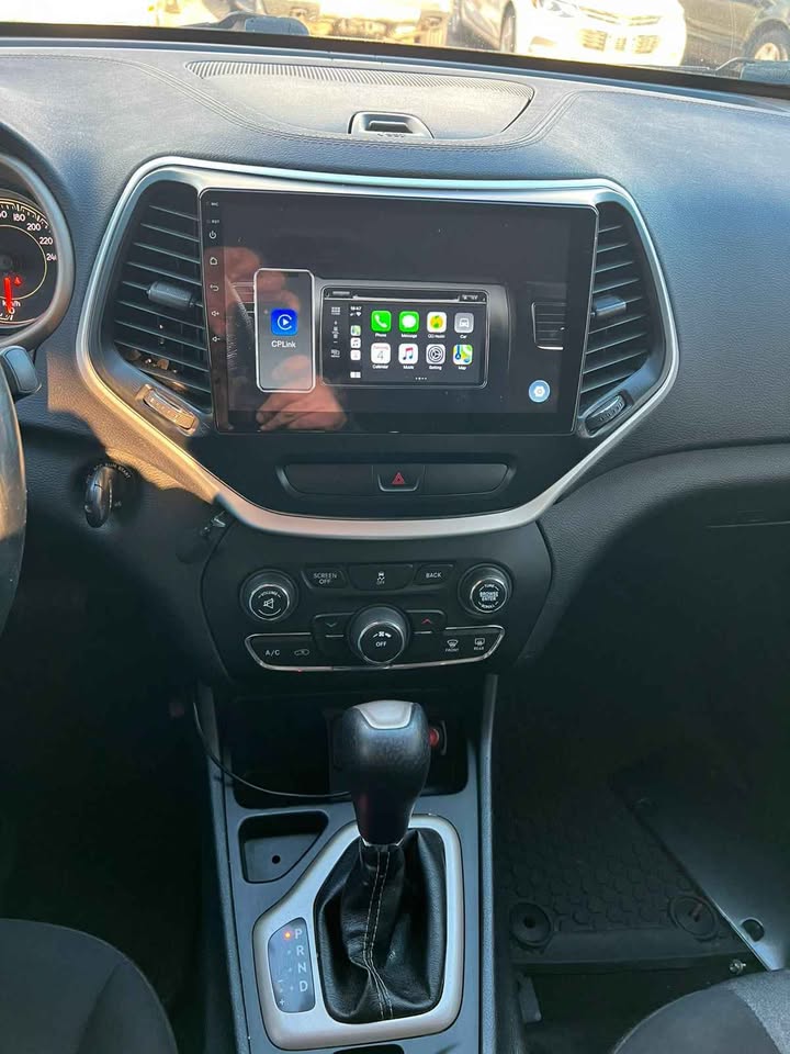 2018 Jeep Cherokee - photo 5