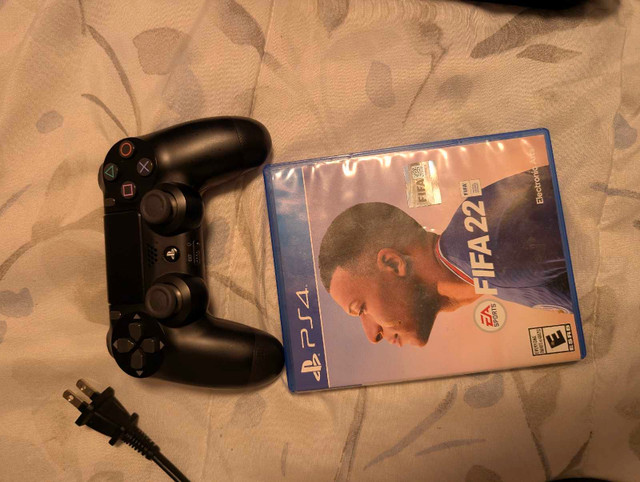 PS4 SLIM (EXCELLENT CONDITION) - photo 2