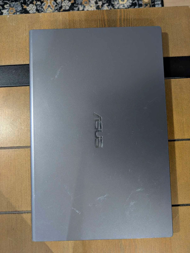 ASUS VIVOBOOK 15 - photo 2