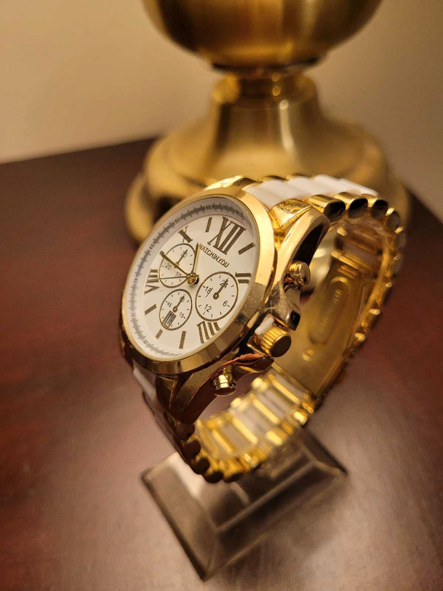 Brand New White & Gold Women's Watch - photo 2