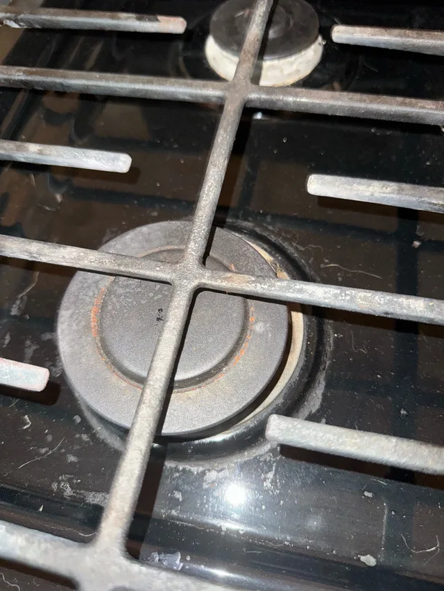 Whirlpool Gas Stove – Works Great! image indicator(4)