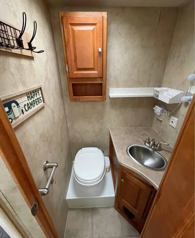 2007 Gulf Stream B Touring Cruiser image indicator(7)