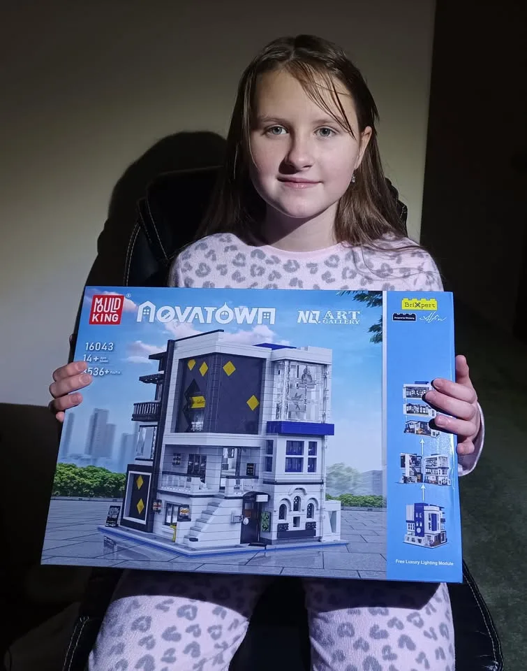 Building Blocks with LED Lights Art Gallery image indicator(10)