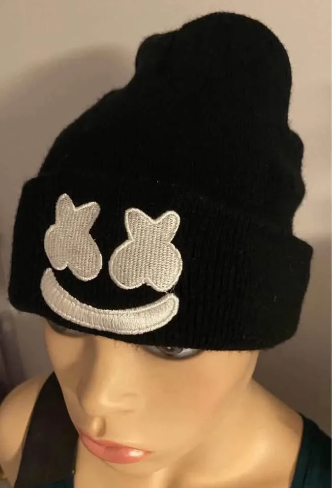 LIKE NEW: DJ Marshmellow Fortnite Beanie Hat image indicator(7)