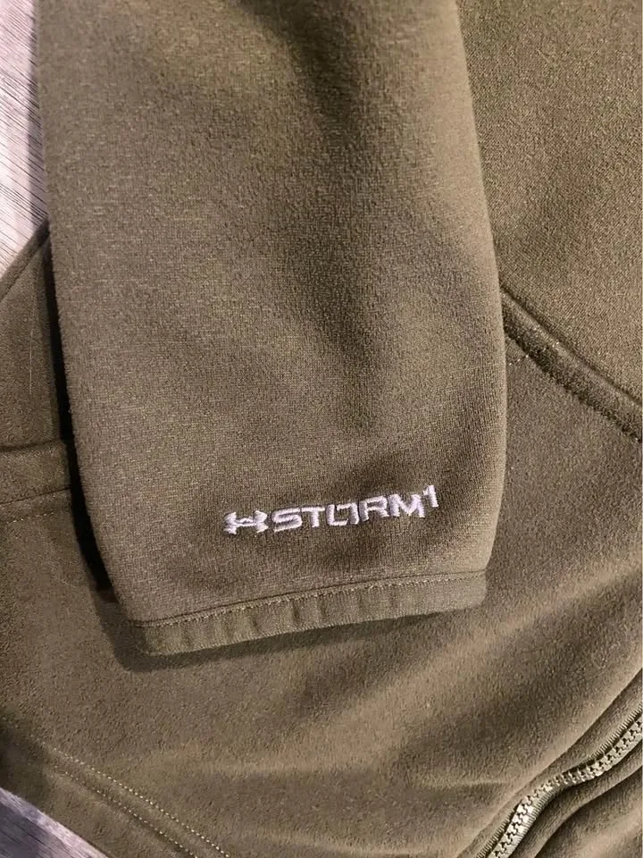 Under Armour Kids Fleece Zip Up Sweater YOUTH LARGE image indicator(3)