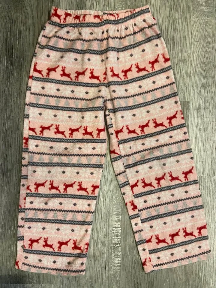 EUC: 2-Piece Girls Christmas Pajama Set Size XS (4-5 years) image indicator(3)