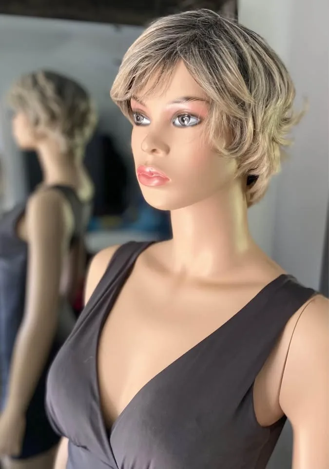 BRAND NEW: Short Sandy Blonde Highlighted Pixie Cut Wig (2173) image indicator(4)