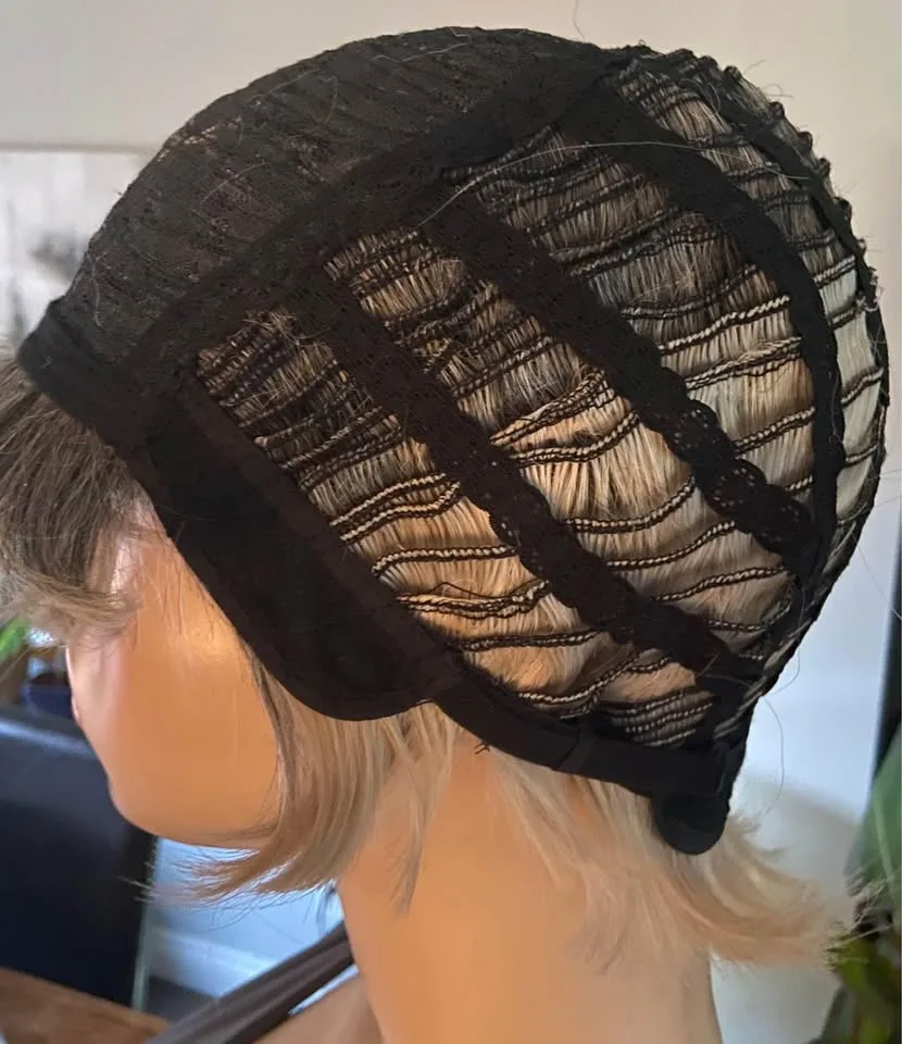 BRAND NEW: Short Sandy Blonde Highlighted Pixie Cut Wig (2173) image indicator(8)