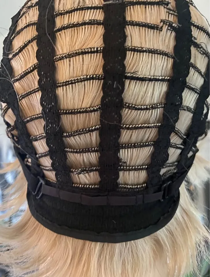 BRAND NEW: Short Sandy Blonde Highlighted Pixie Cut Wig (2173) image indicator(10)