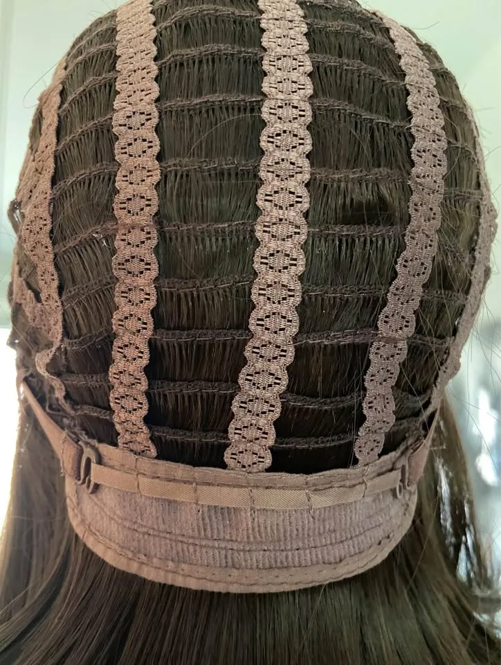 Shoulder-Length Dark Brown Bob Wig with Blonde Bangs image indicator(9)