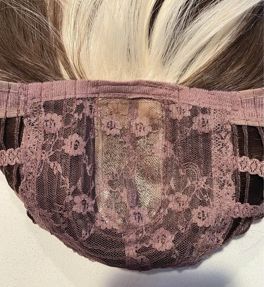 Shoulder-Length Dark Brown Bob Wig with Blonde Bangs image indicator(10)