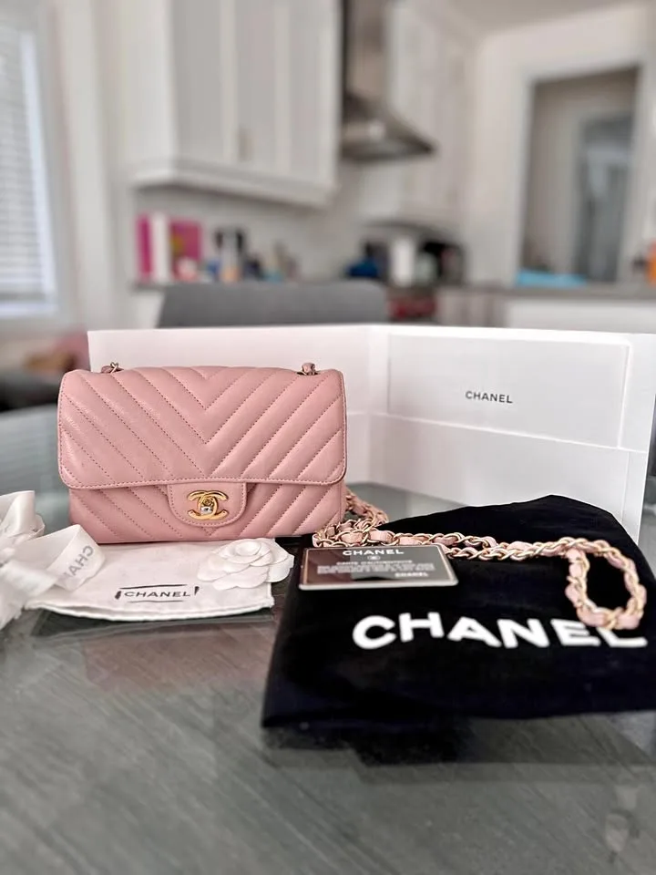 Authentic Chanel Classic Mini Rectangular 17C