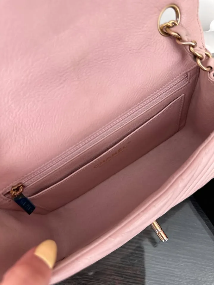 Authentic Chanel Classic Mini Rectangular 17C image indicator(3)