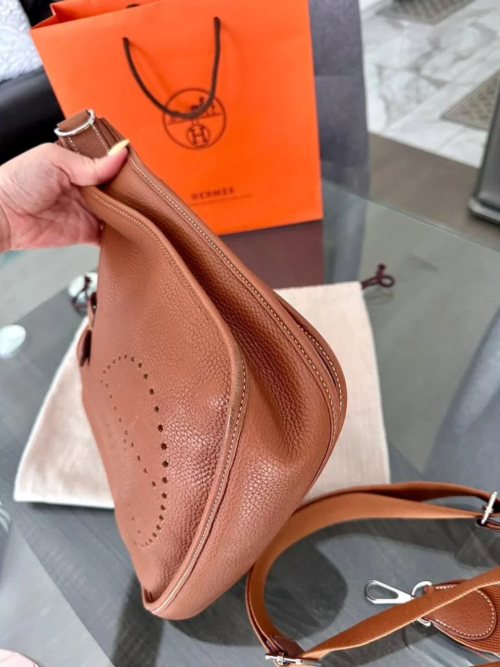 Authentic Hermes Evelyne GM in Gold image indicator(3)