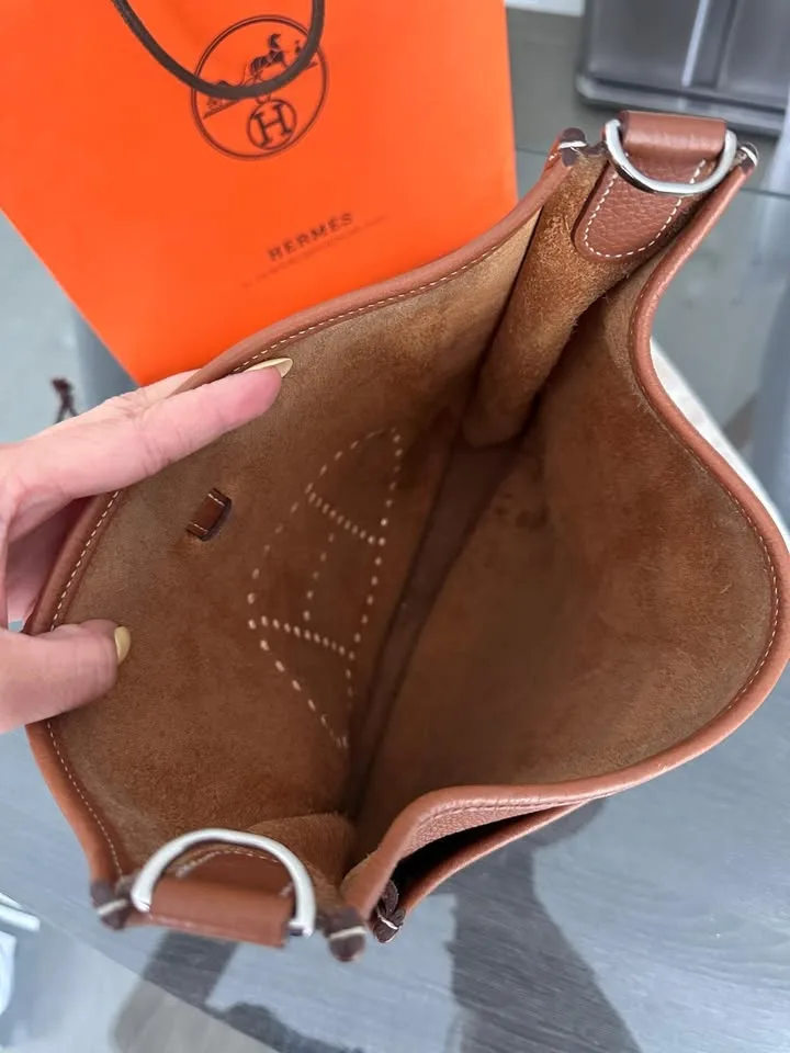 Authentic Hermes Evelyne GM in Gold image indicator(6)