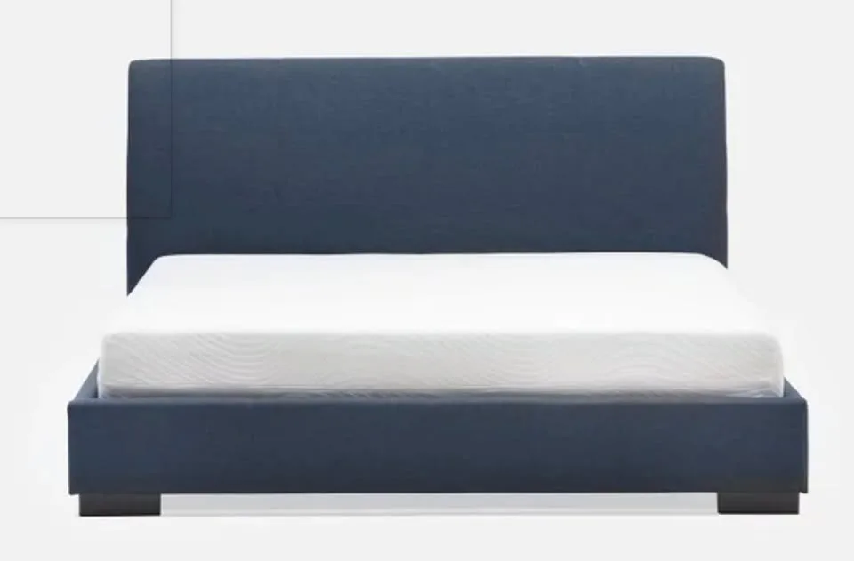 Structube Bed Frame Queen Size image indicator(8)