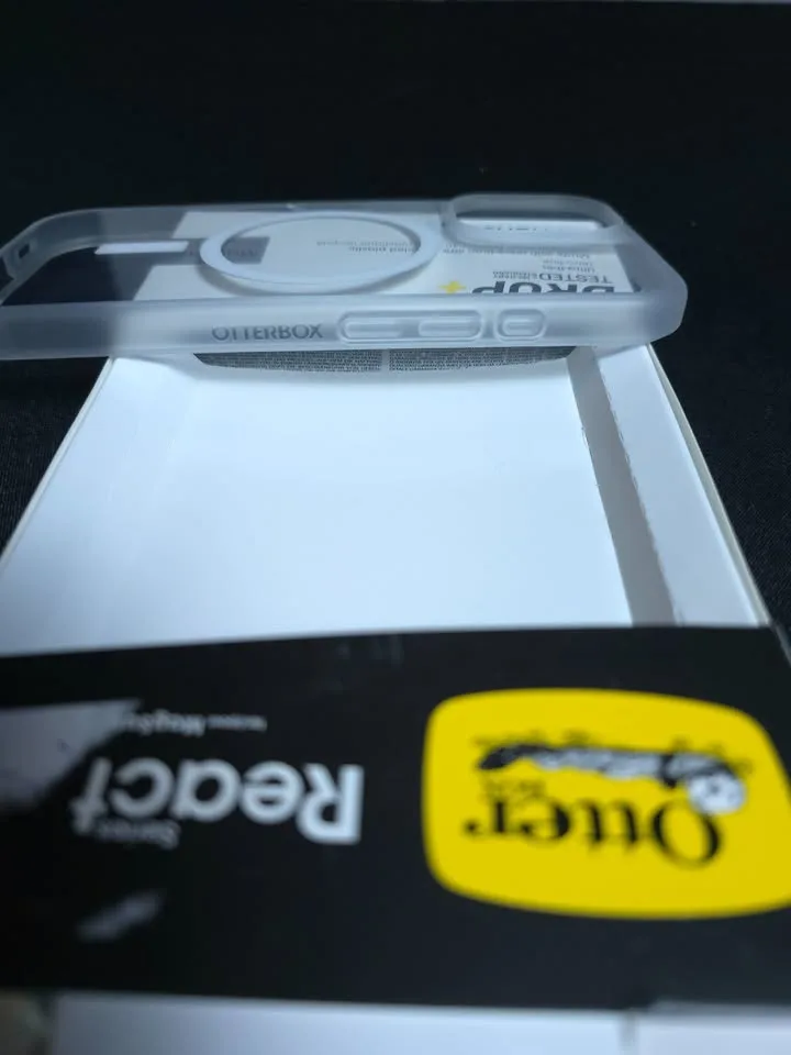 Iphone 16 Case - Otterbox React Series image indicator(2)