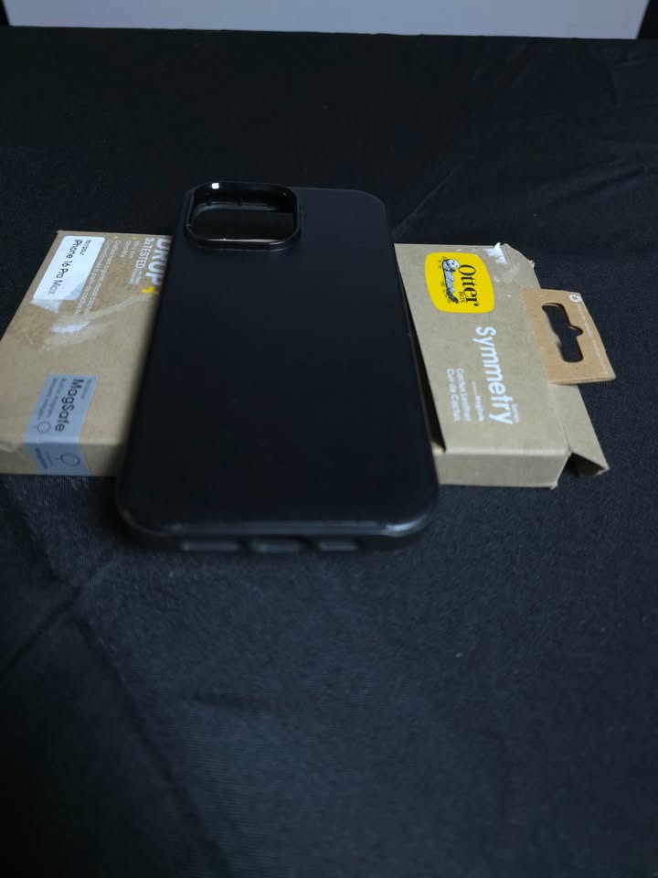 OTTERBOX IPhone 14 Pro Max SYMMETRY SERIES - BLACK