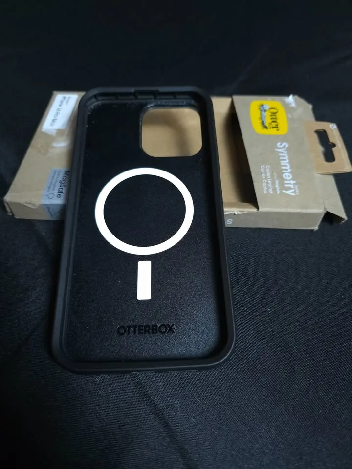 OTTERBOX IPhone 14 Pro Max SYMMETRY SERIES - BLACK image indicator(2)