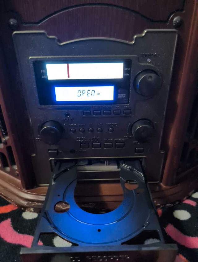 Electrohome Wellington Record Player - photo 3