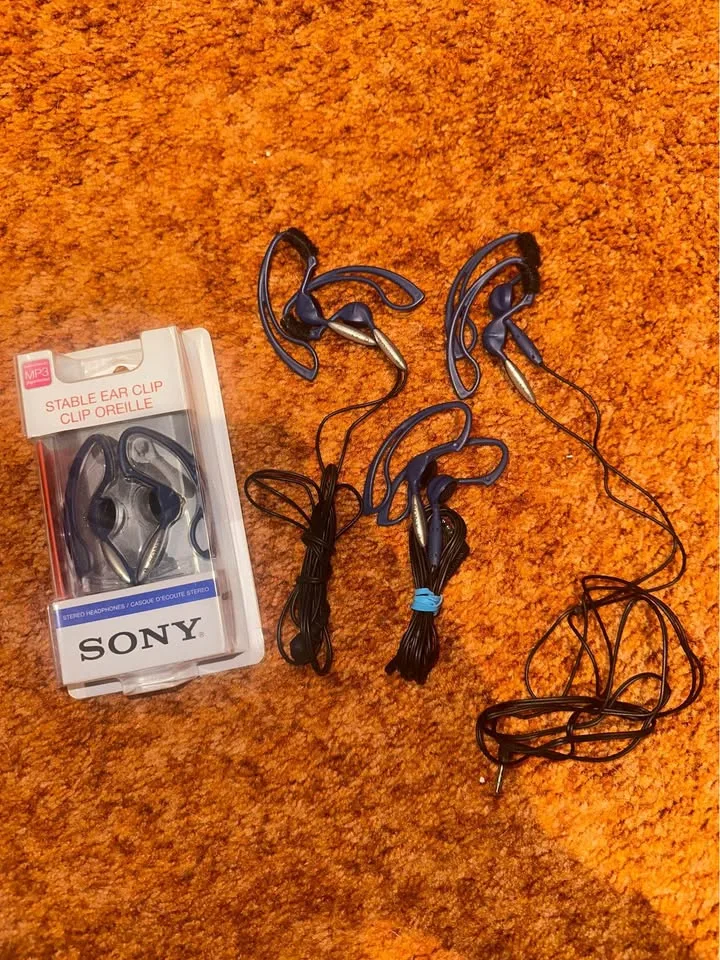 RARE retro Sony headphones image indicator(4)