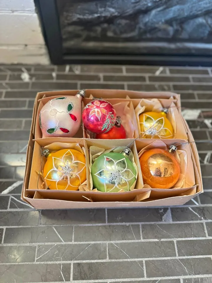 RARE Vintage Shiny Brite Ornaments (Set of 7)