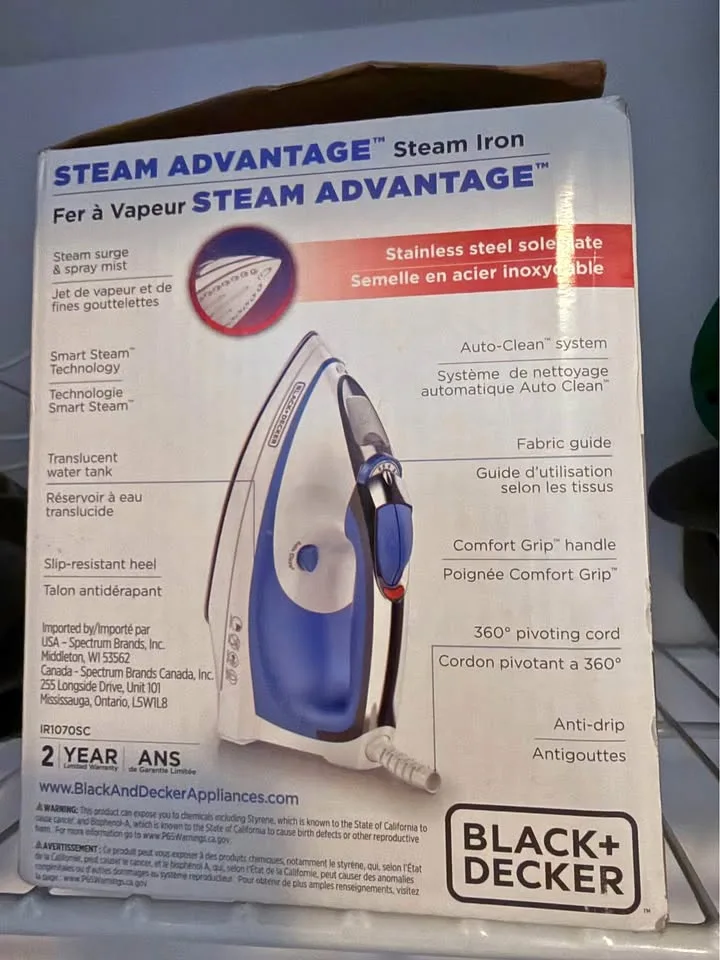 Move Out Sale! Steam Iron –with box Great Condition