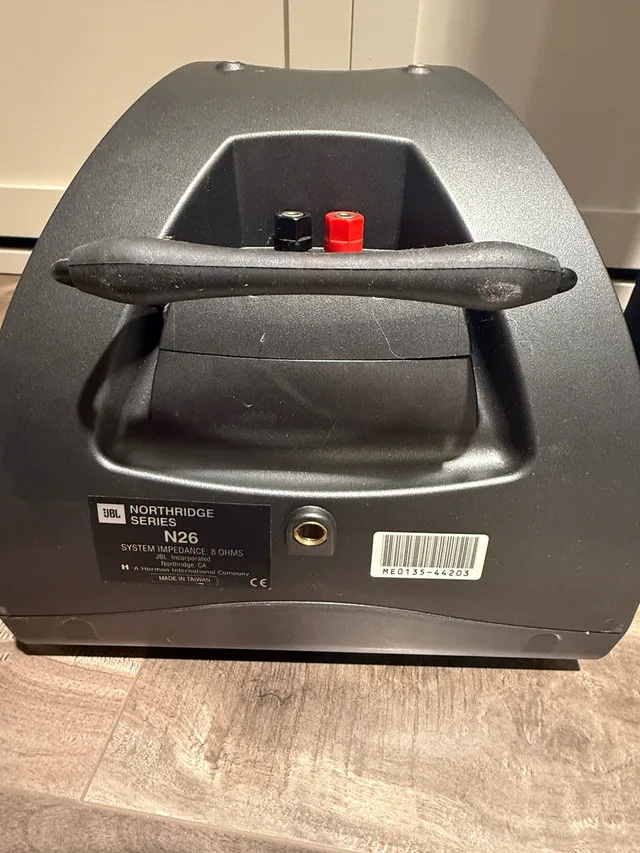 JBL surround speakers image indicator(5)