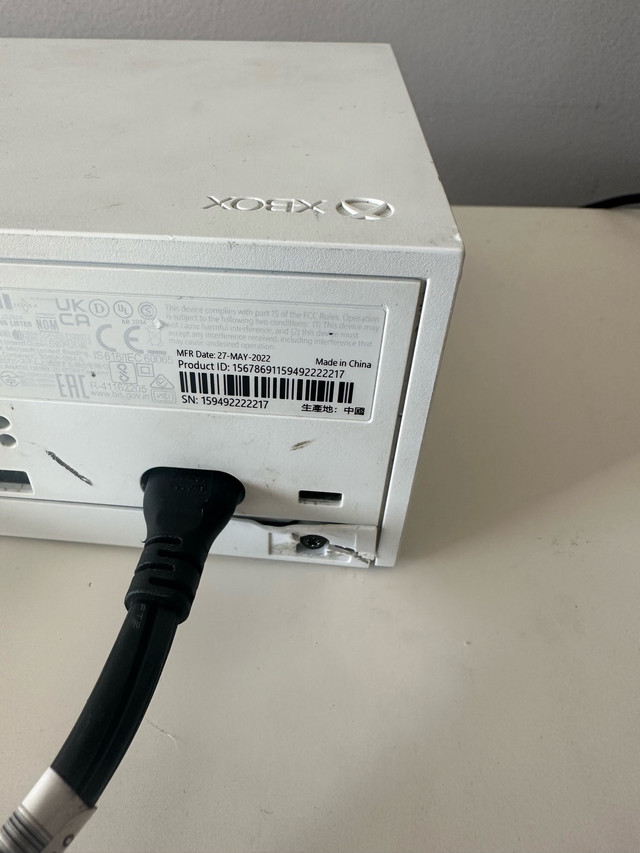 Xbox Series S with controller - photo 4
