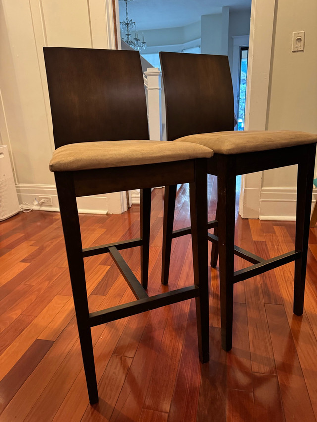 Bar Stools – Solid & Stylish (Price for 2) - photo 3
