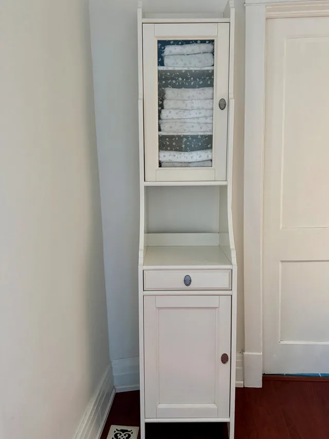 White Bathroom / Linen Cabinet with Glass Door