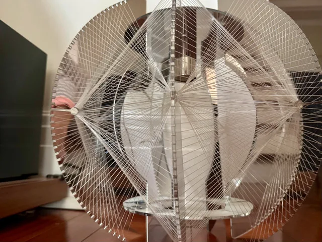 Vintage Mid-Century Lucite / Elegant Pendant Light image indicator(3)