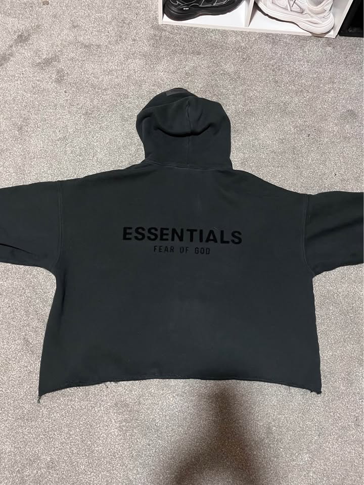 Essentials hoodie (cropped) - photo 2