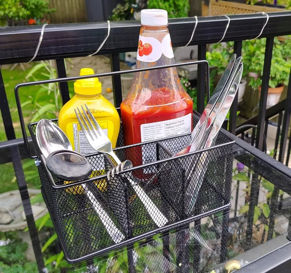 Metal Mesh Utensil Basket with 4 Compartments & Handle image indicator(4)