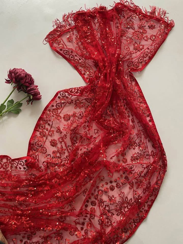 Partywear red saree - photo 2