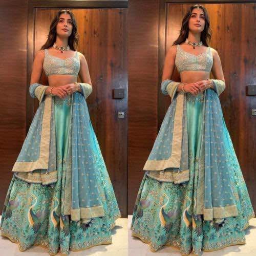 Celebrity Wedding lehengas - photo 4