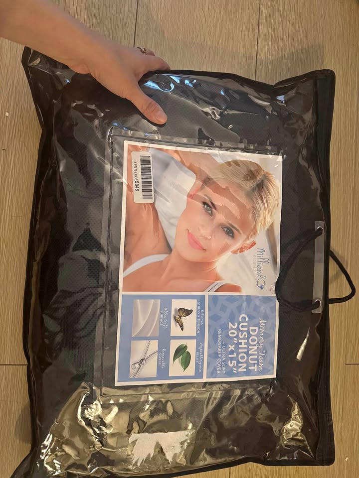 Memory foam donut cushion