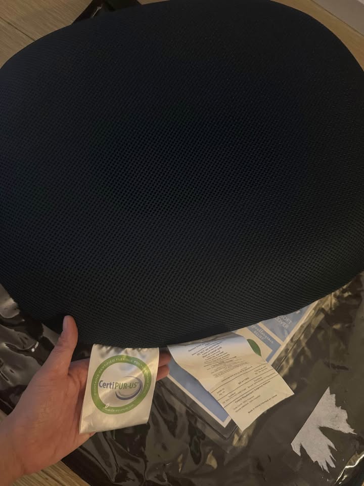 Memory foam donut cushion - photo 5