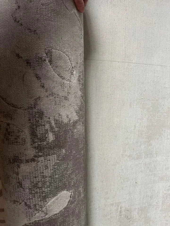 Surya grey contempo carpet 5’3 x 7’6 image indicator(2)