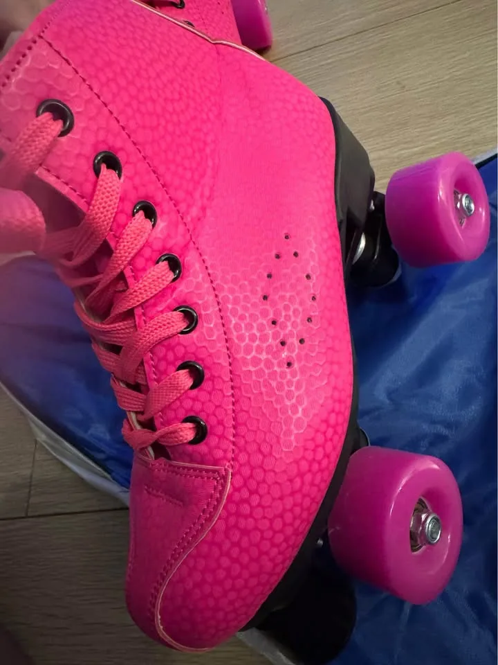 Roller Skates for Women, Cozy PU Leather High-top, size 8 image indicator(3)