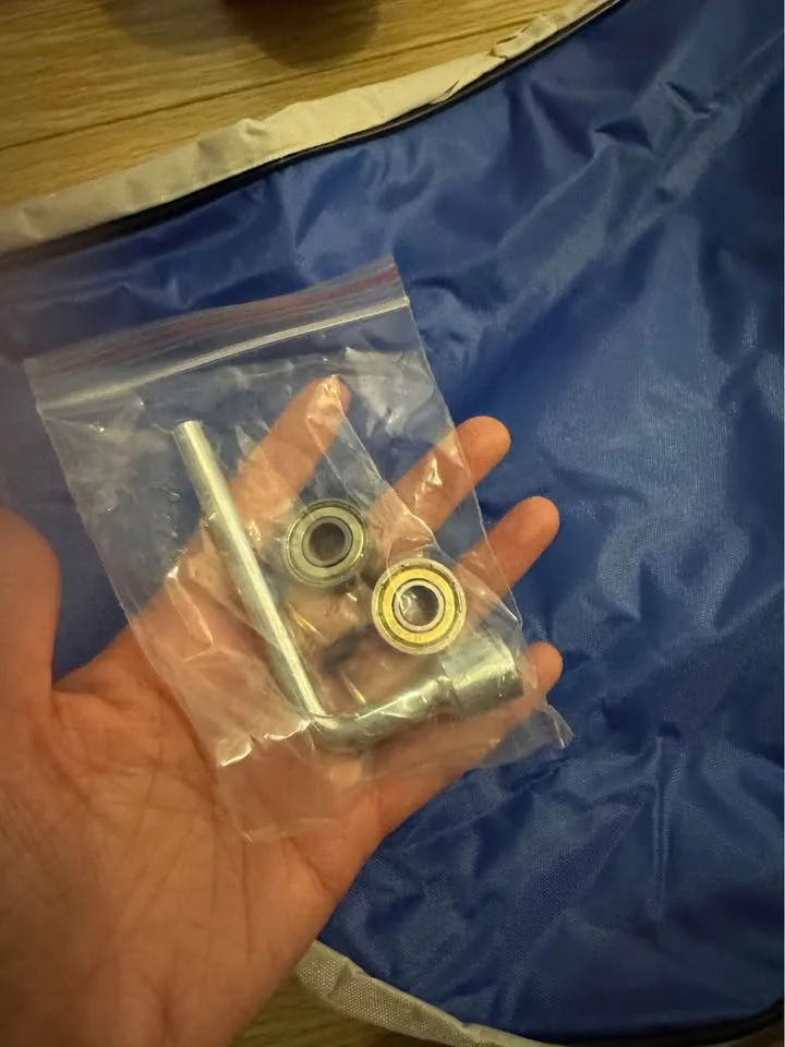 Roller Skates for Women, Cozy PU Leather High-top, size 8 image indicator(7)