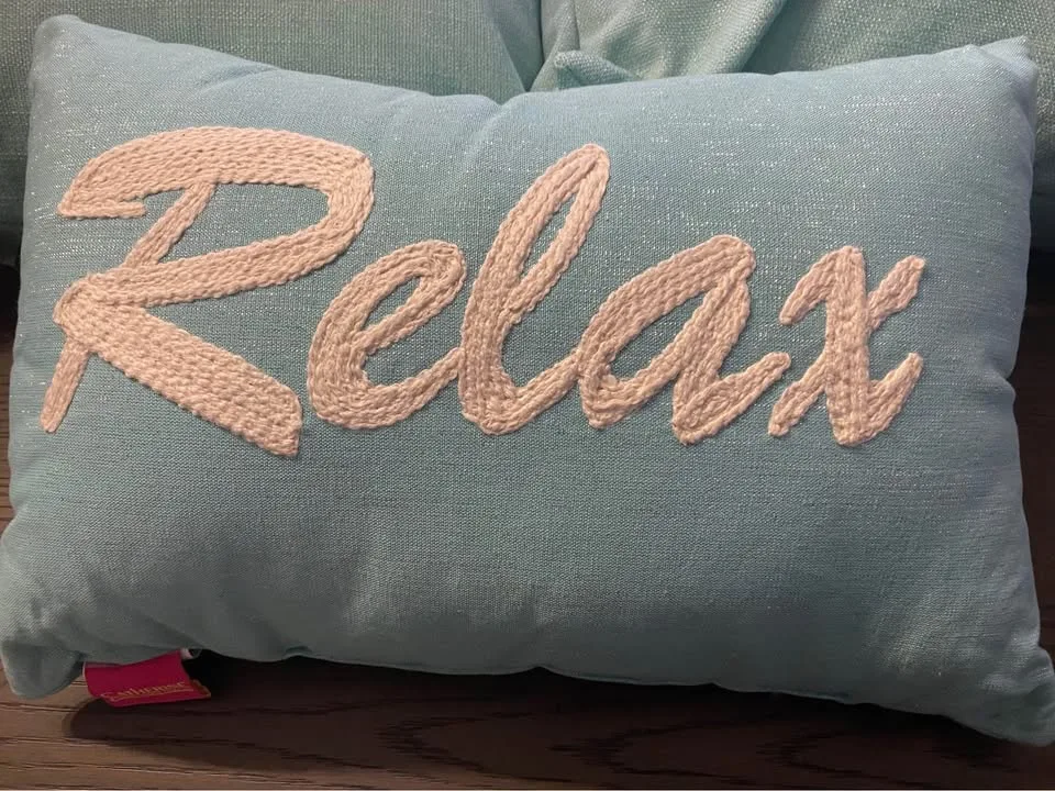 Decorative pillows with removable cover image indicator(2)